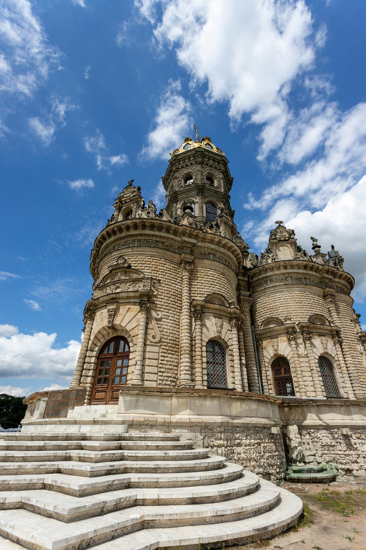 pexels-vantik93-8602374